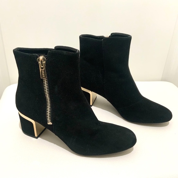 DKNY Kylah Black Suede Leather Block Heel Bootie Heeled Ankle Boot WITH ZIPPER 8 - Picture 4 of 12